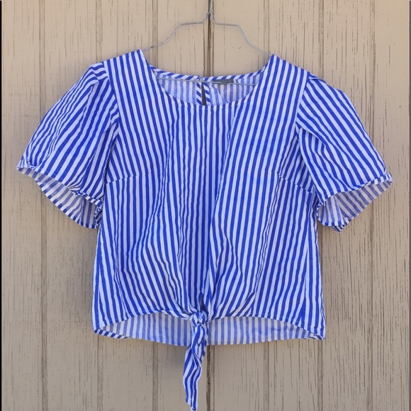 Charlotte Russe Striped blouse - Picture 2 of 8